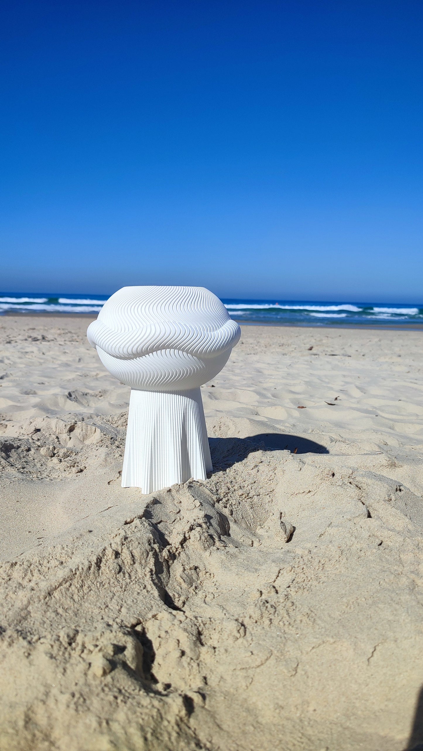 UFO Vase: Modern Ceramic Table Centerpiece